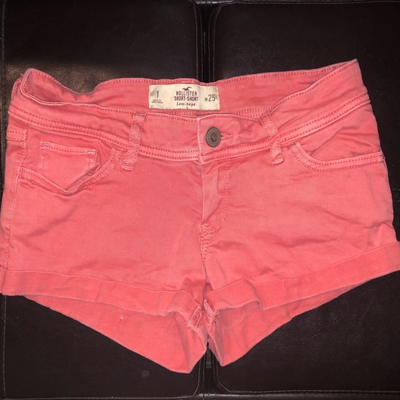Hollister Shorts - Picture 1 of 2